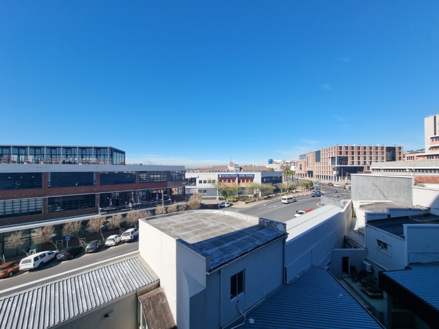 To Let 1 Bedroom Property for Rent in Salt River Western Cape
